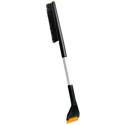 Sänkt pris 1078494 Fiskars Isskrapa med borste Lång, 80 cm