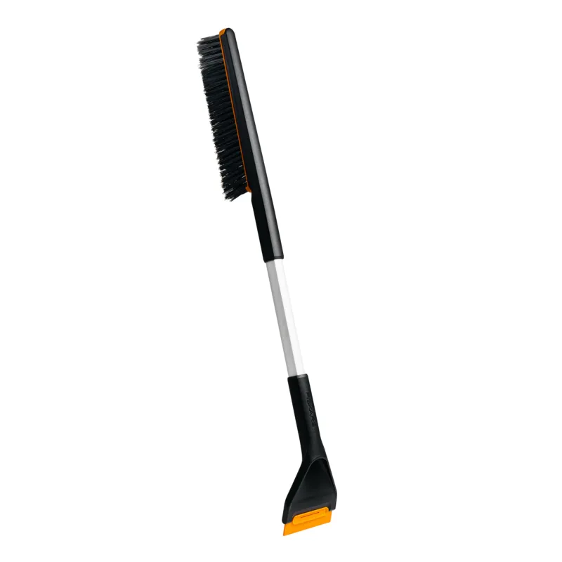 Erbjudande Snöborste Fiskars med isskrapa Plus