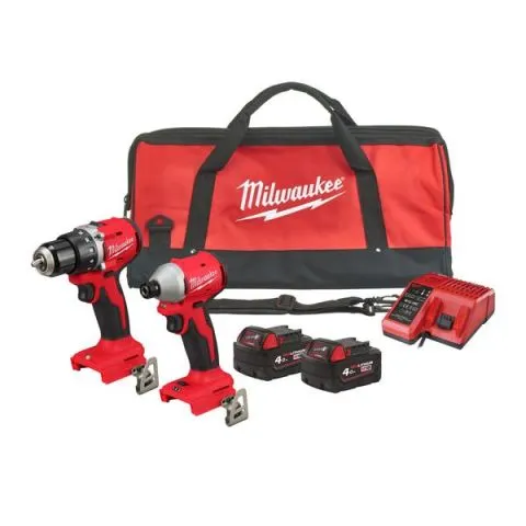 Billigare M18 BLCPP2B-402C Milwaukee Verktygspaket med batteri och laddare