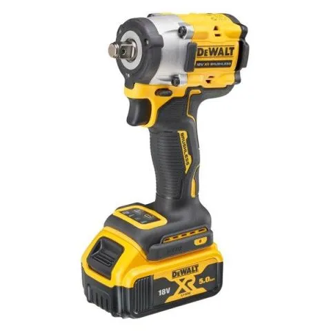 Handla nu DCF921P2T-QW Dewalt Mutterdragare med batteri och laddare